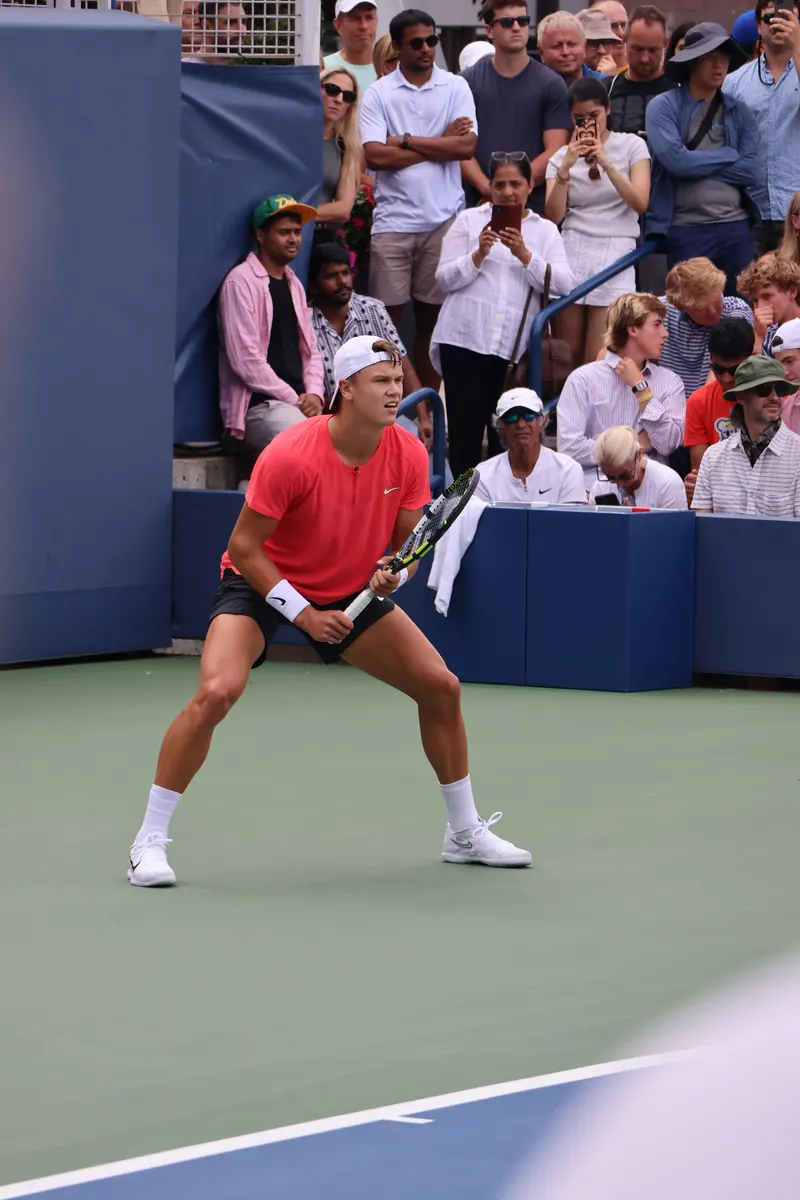 Holger Rune på banen i første runde ved US Open 2023